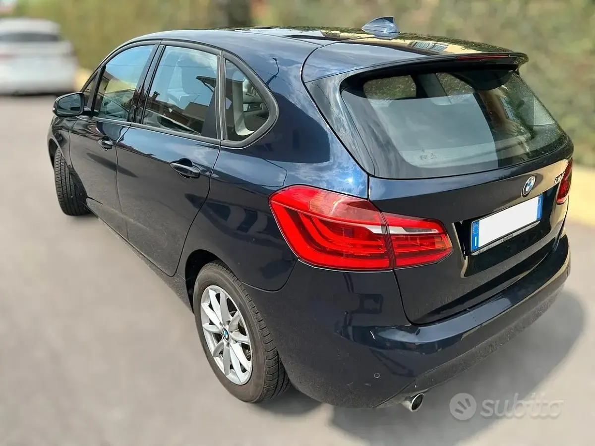 Usata BMW 216 Active Tourer Advantage 116 CV (85 kW) 2017 Bluazzurro Monovolume