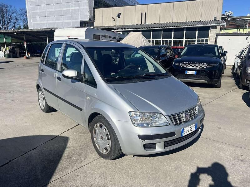 Usata Fiat Idea Emotion 90 CV (66 kW) 2010 Other Monovolume