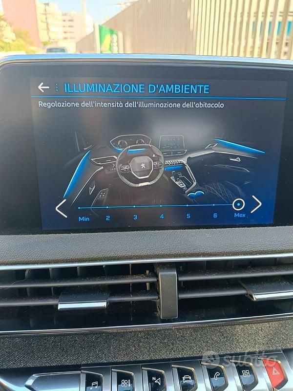 Usata Peugeot 3008 131 CV (96 kW) 2020 Bianco SUV
