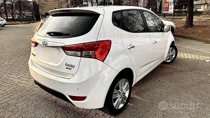 Usata Hyundai ix20 90 CV (66 kW) 2013 Bianco Utilitaria