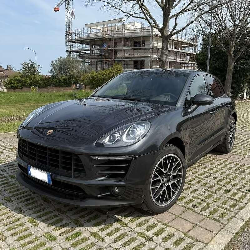 Usata Porsche Macan 250 CV (183 kW) 2017 Grigio SUV