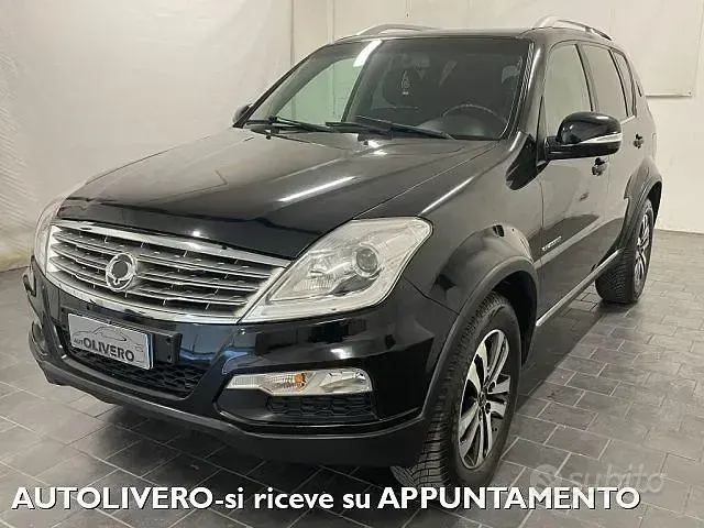 Usata SsangYong Rexton 155 CV (114 kW) 2014 Nero SUV