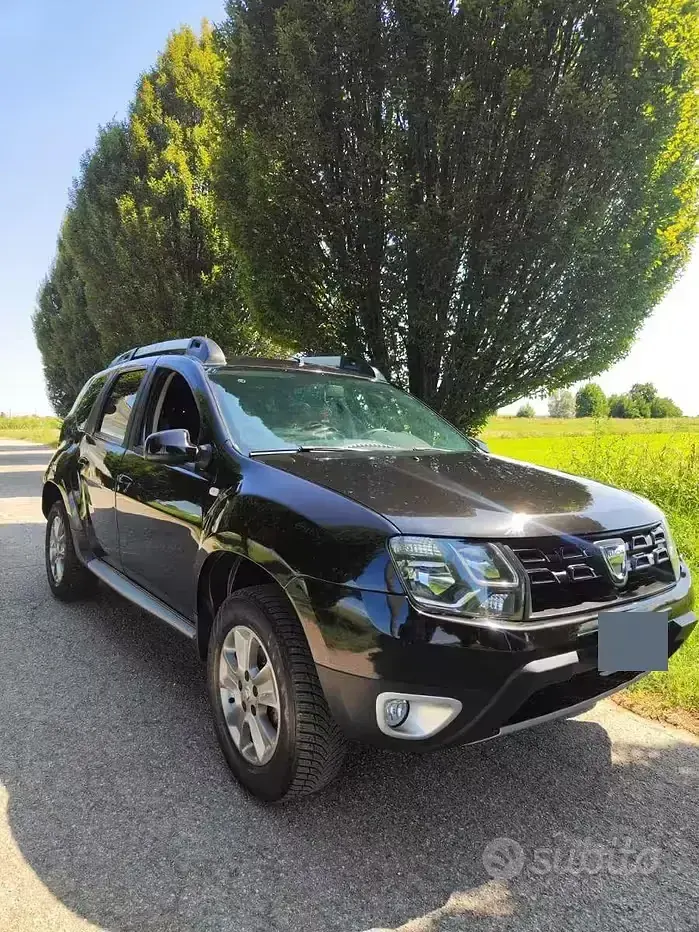 Usata Dacia Duster Black Shadow 109 CV (80 kW) 2017 Nero SUV