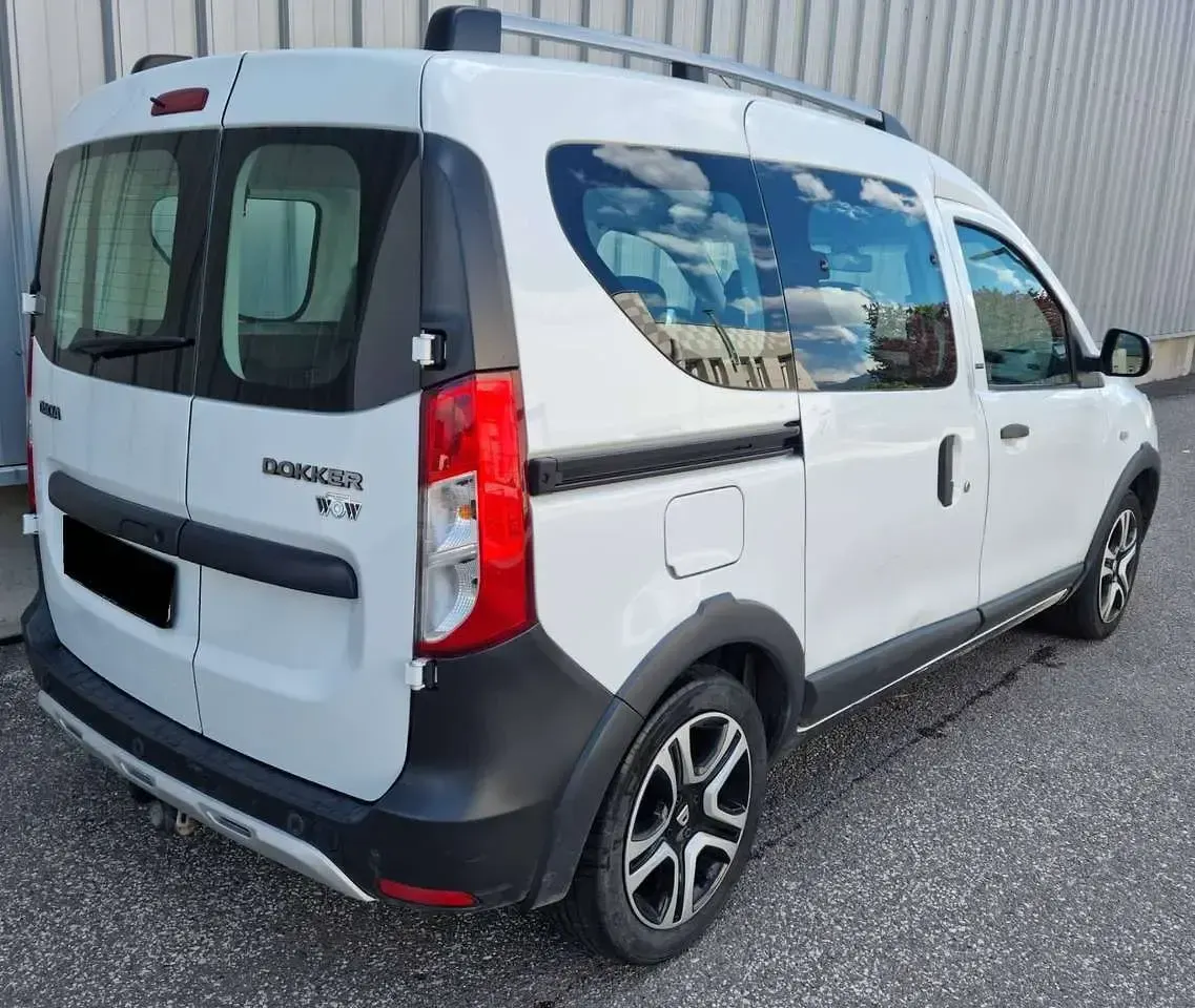 Usata Dacia Dokker Stepway 90 CV (66 kW) 2018 Bianco Monovolume