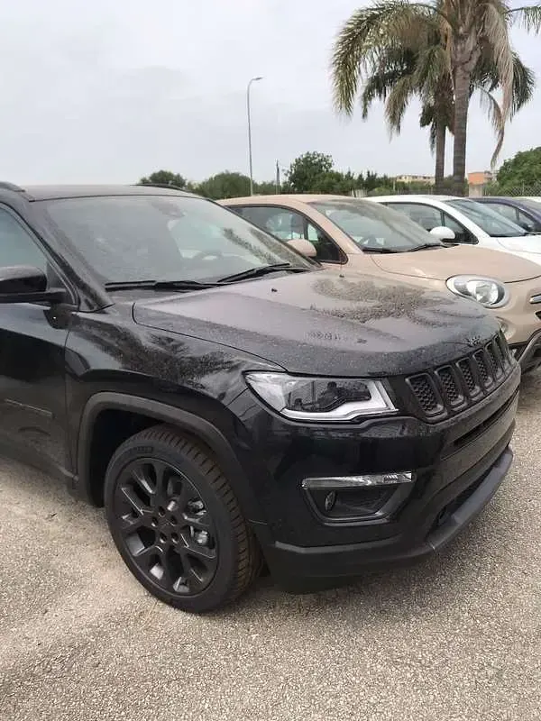 Usata Jeep Compass 131 CV (96 kW) 2021 Nero SUV