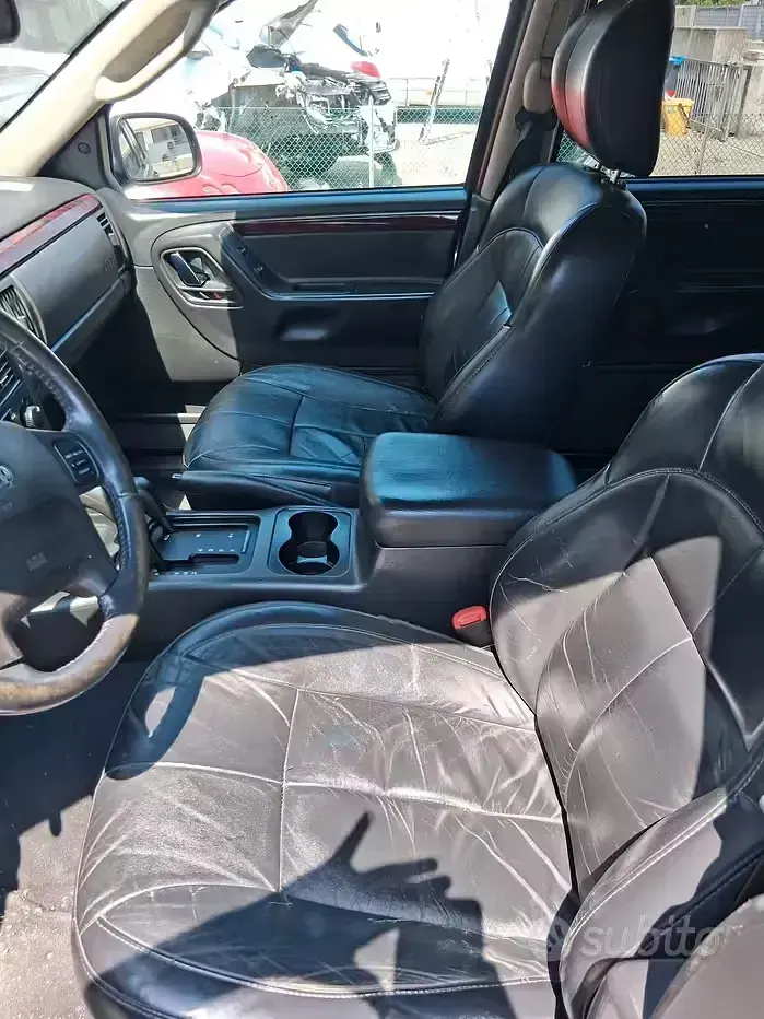 Usata Jeep Cherokee 163 CV (119 kW) 2005 SUV