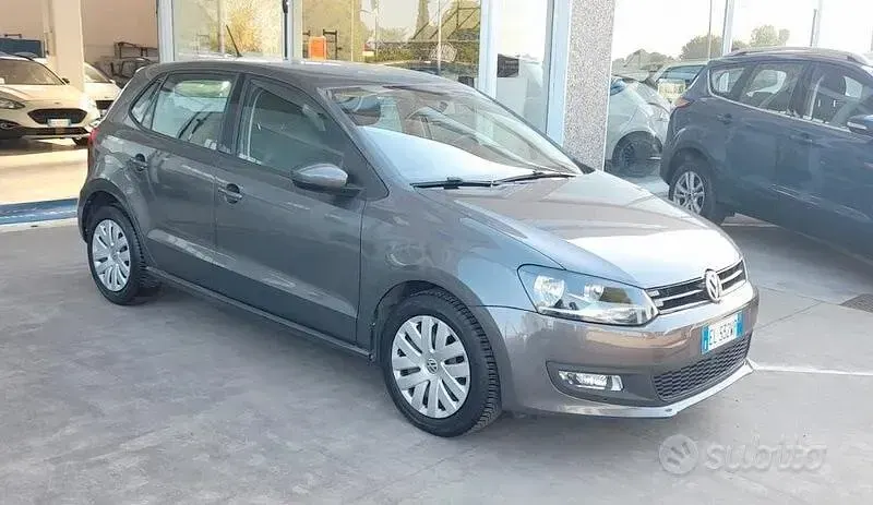Usata VW Polo Comfortline 69 CV (50 kW) 2012 Grigio Utilitaria