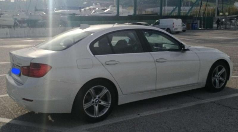 Usata BMW 320 Luxury Line 177 CV (130 kW) 2012 Berlina