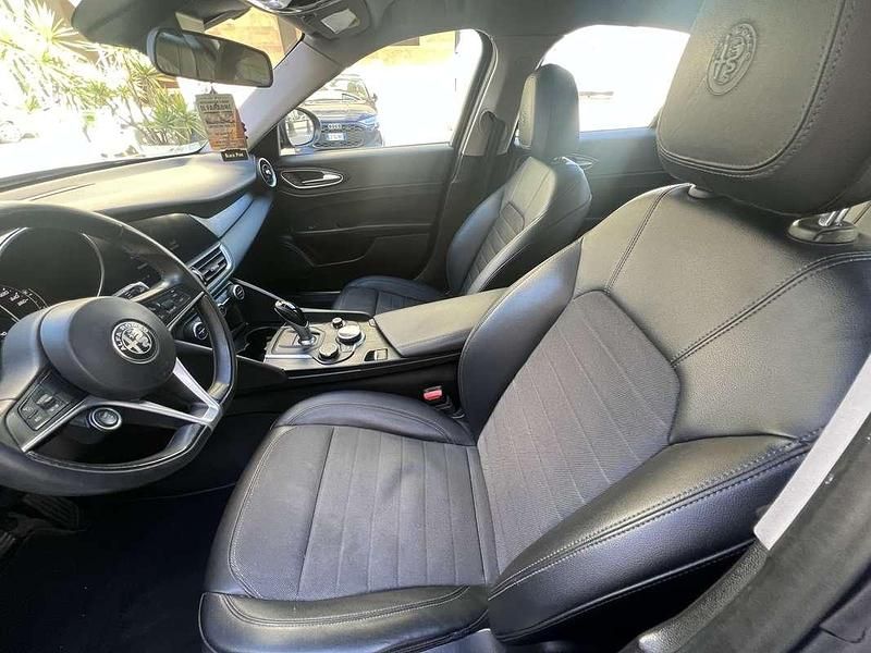 Usata Alfa Romeo Giulia Business 179 CV (131 kW) 2017 Berlina