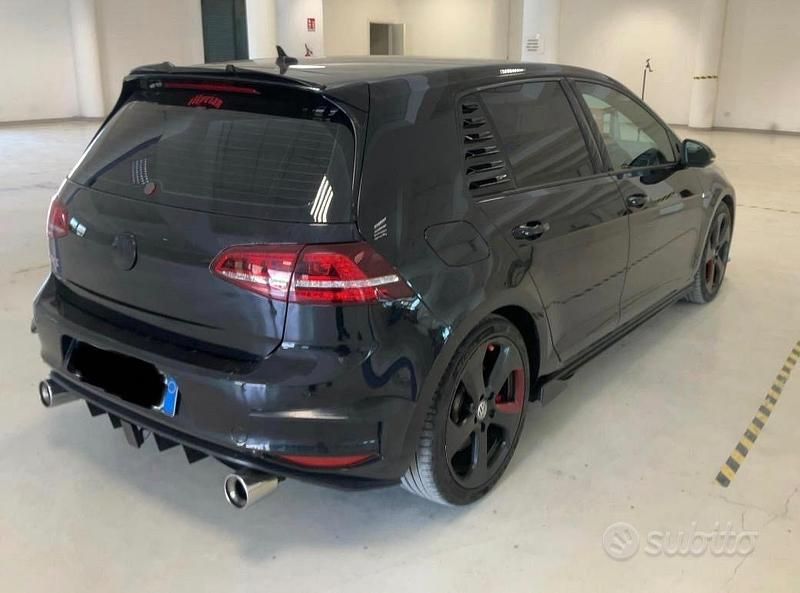 Usata VW Golf VII GTI 230 CV (169 kW) 2015 Nero Berlina