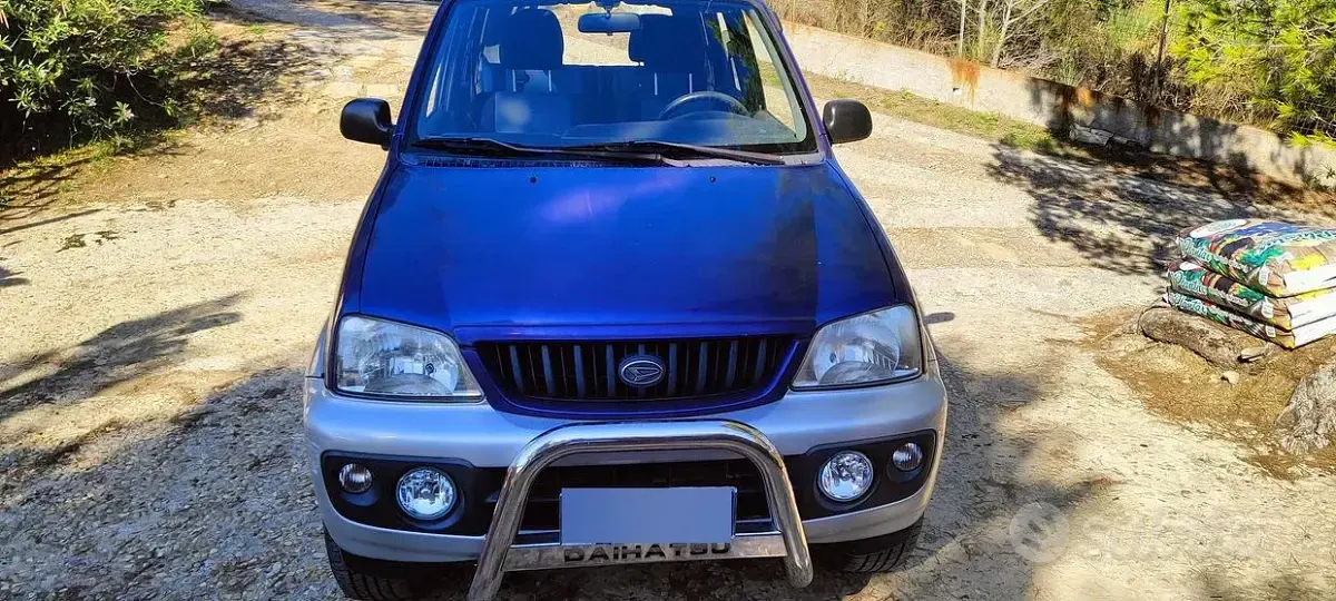 Usata Daihatsu Terios 86 CV (63 kW) 2002 SUV