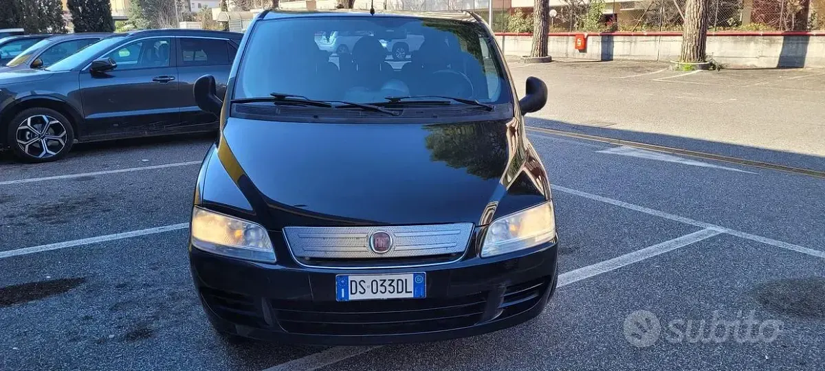 Usata Fiat Multipla 103 CV (75 kW) 2008 Nero Monovolume