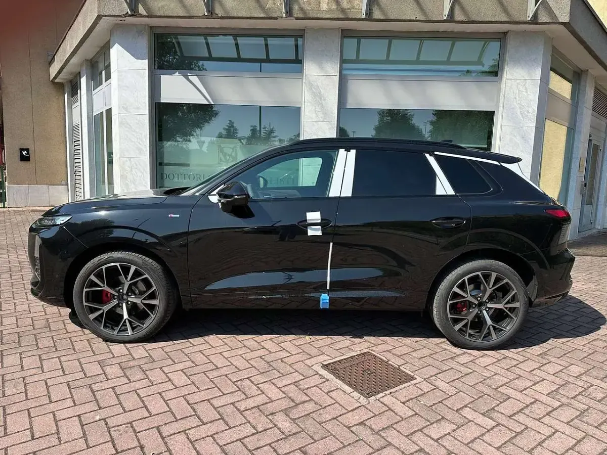 Nuova Audi Q3 S-Line 150 CV (110 kW) 2026 Nero SUV