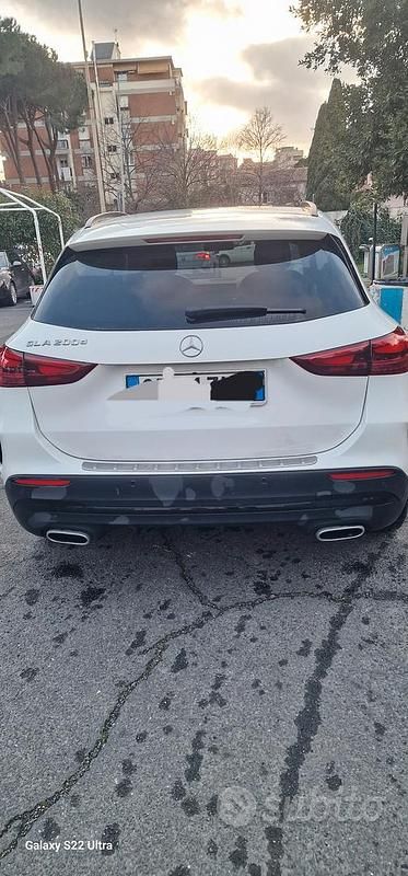 Usata Mercedes GLA200 AMG 163 CV (119 kW) 2024 Bianco SUV