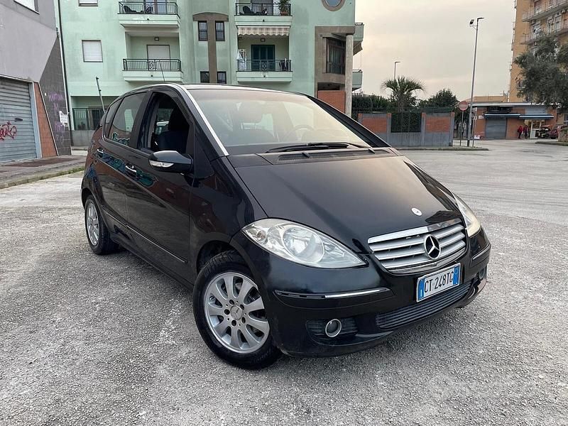 Usata Mercedes A180 Avantgarde 110 CV (80 kW) 2006 Nero Berlina
