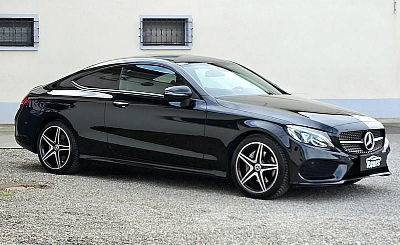 Usado Mercedes C220 Premium 170 CV (125 kW) 2018 Negro Coupe