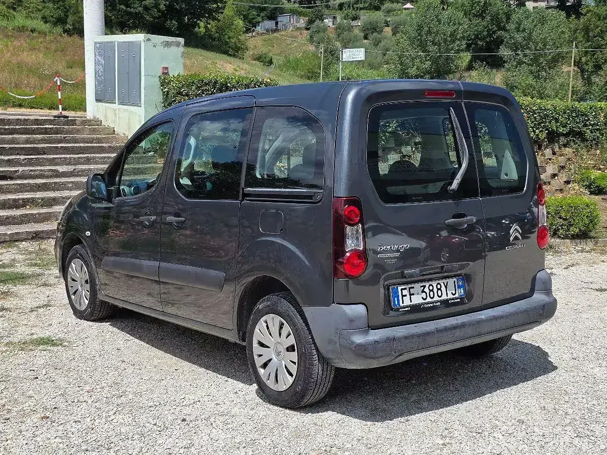 Usata Citroën Berlingo 99 CV (72 kW) 2017 Monovolume