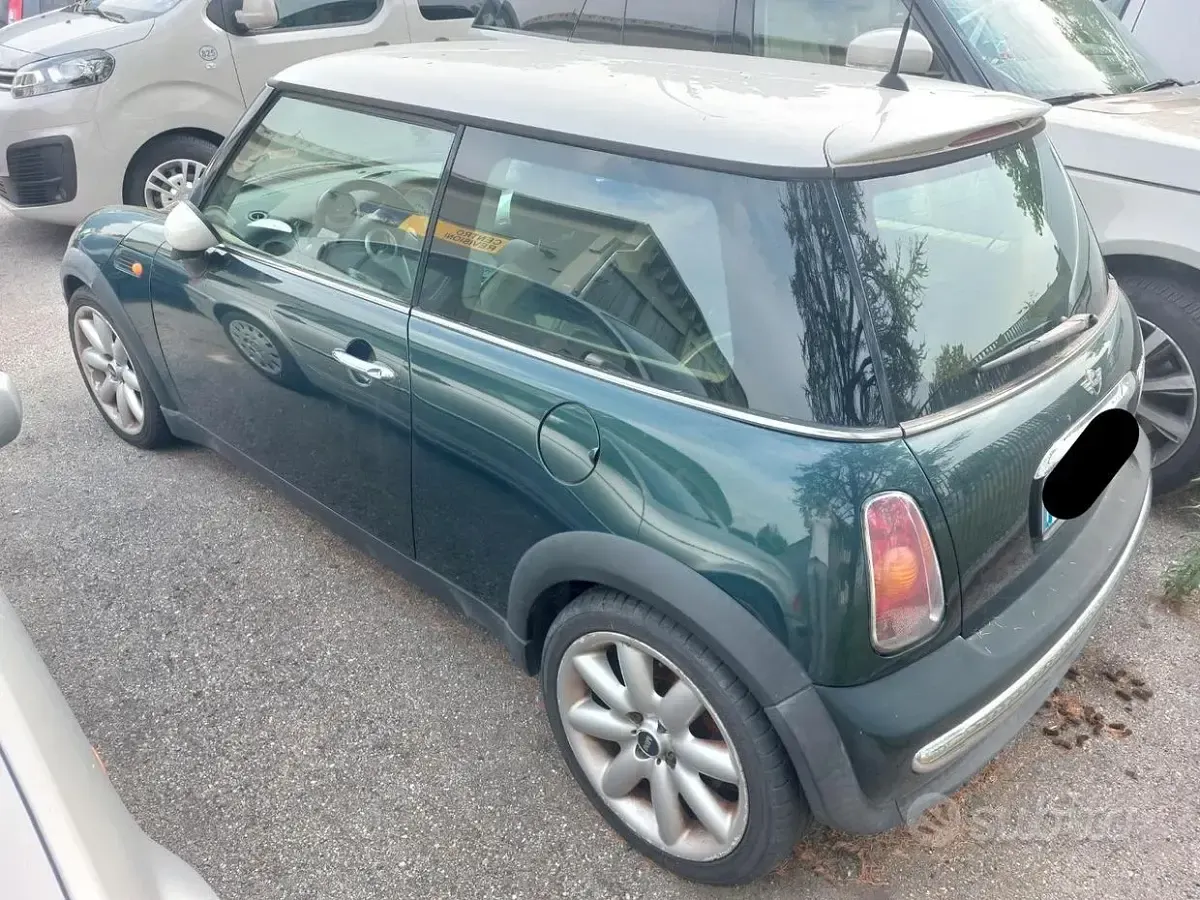 Usata Mini Cooper 116 CV (85 kW) 2003 Verde Utilitaria