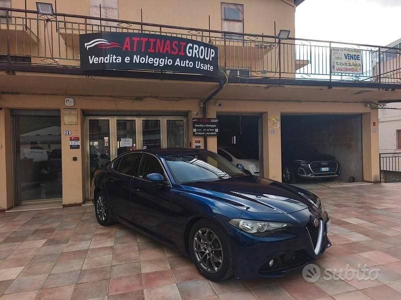 Usata Alfa Romeo Giulia 180 CV (132 kW) 2018 Blu Berlina