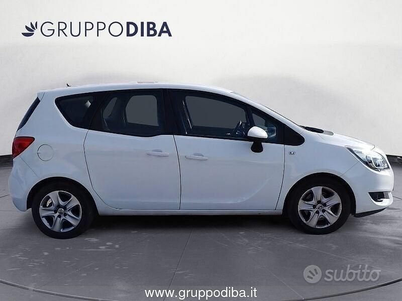 Usata Opel Meriva S 95 CV (69 kW) 2016 Bianco Monovolume