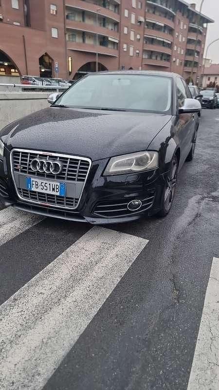 Usata Audi A3 Ambition 105 CV (77 kW) 2011 Utilitaria