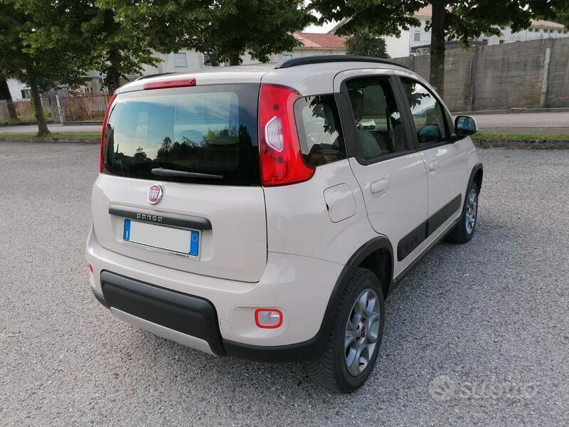 Usato 2013 Fiat Panda 4x4 1.2 Diesel 75 CV (7.900 €)