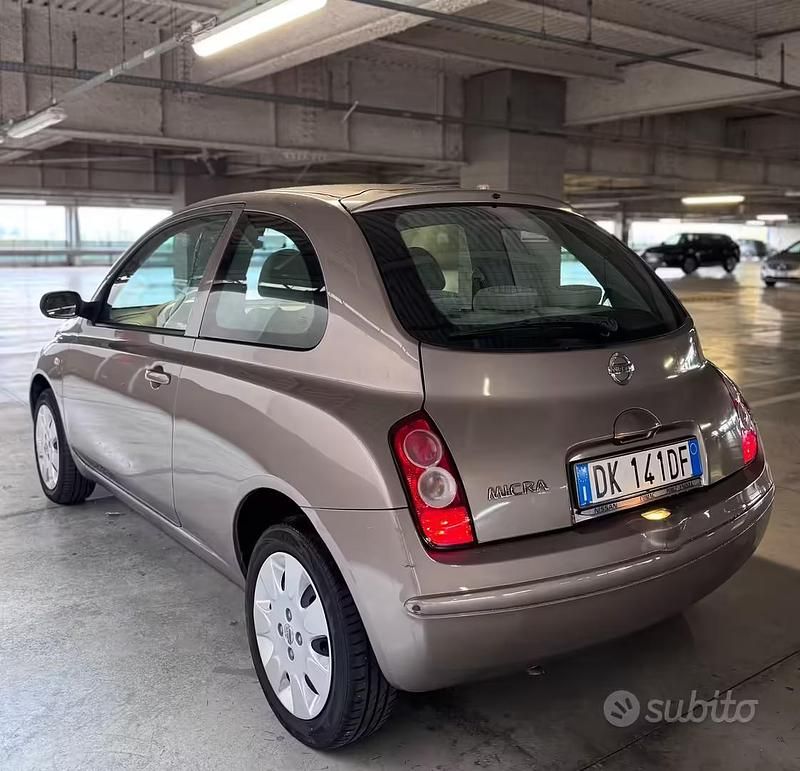 Usata Nissan Micra Acenta 80 CV (58 kW) 2007 Marrone Berlina