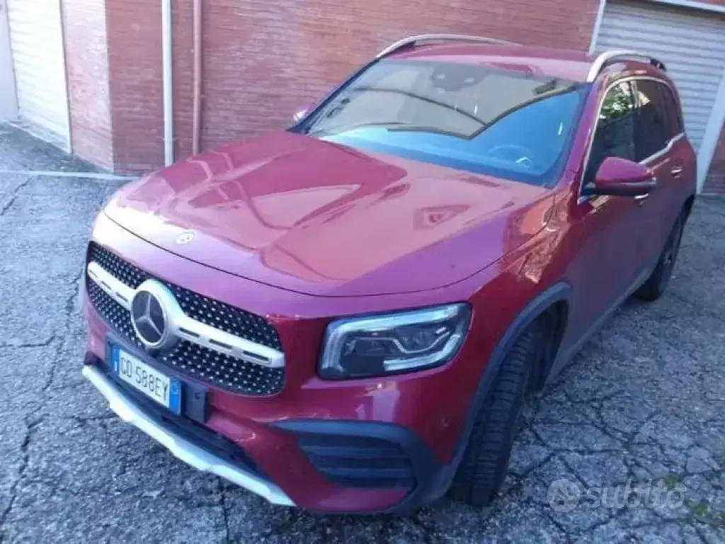 Usata Mercedes GLB200 Premium 150 CV (110 kW) 2020 Rosso SUV
