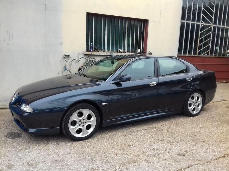 Second-hand Alfa Romeo 166 1999 Negru Berlinǎ