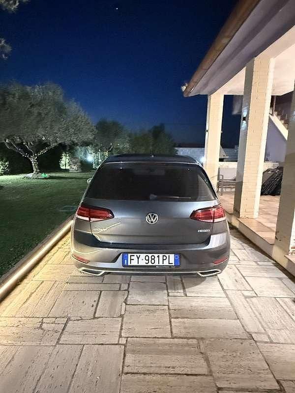 Usata VW Golf VII Highline 131 CV (96 kW) 2019 Grigio Berlina