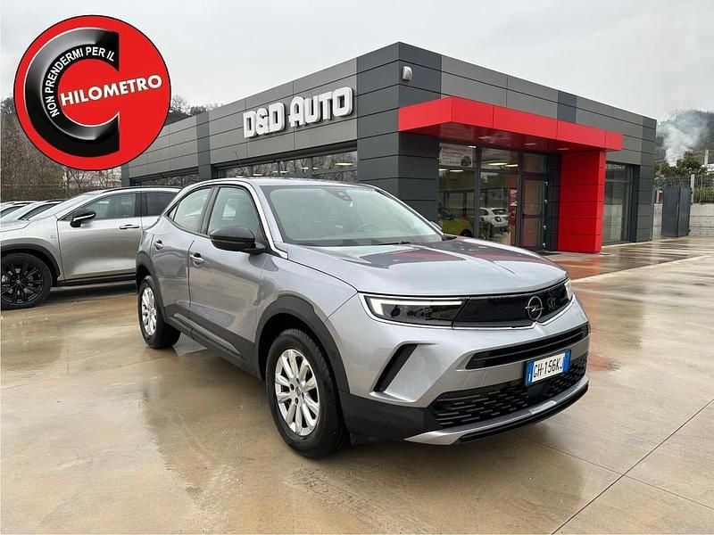 Usata Opel Mokka Elegance 101 CV (74 kW) 2022 Argento SUV