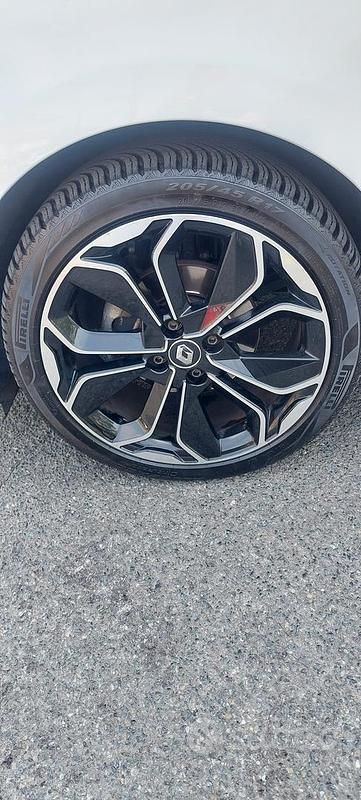 Usata Renault Clio IV Intens 75 CV (55 kW) 2019 Bianco Utilitaria