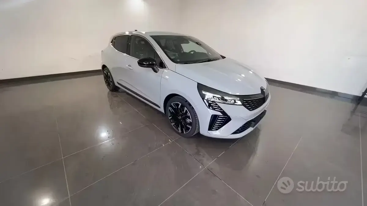 Nuova Renault Clio V Techno 101 CV (74 kW) 2025 Grigio Berlina