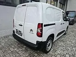 Usata Citroën Berlingo 102 CV (75 kW) 2023 Bianco Monovolume