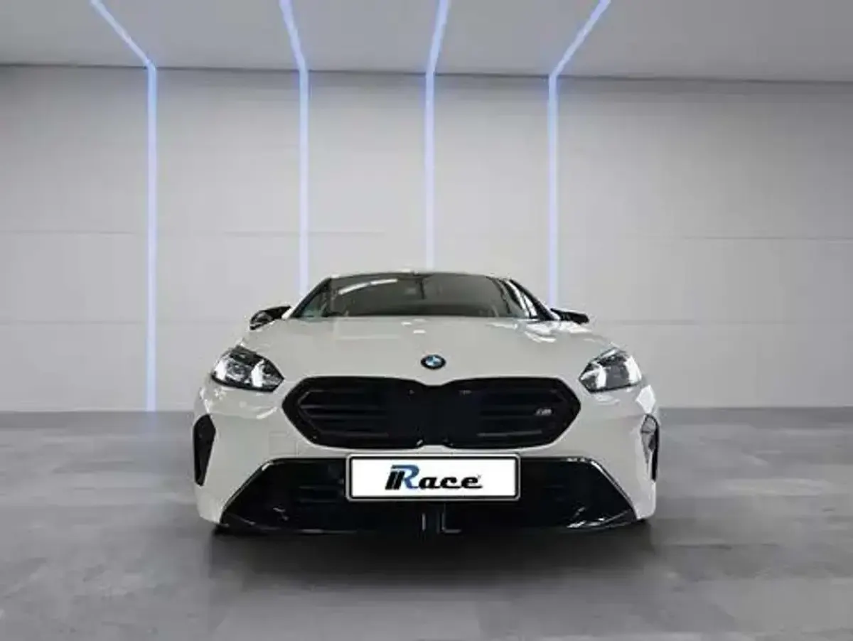 Usata BMW M135 M Sport 300 CV (220 kW) 2025 Bianco Utilitaria