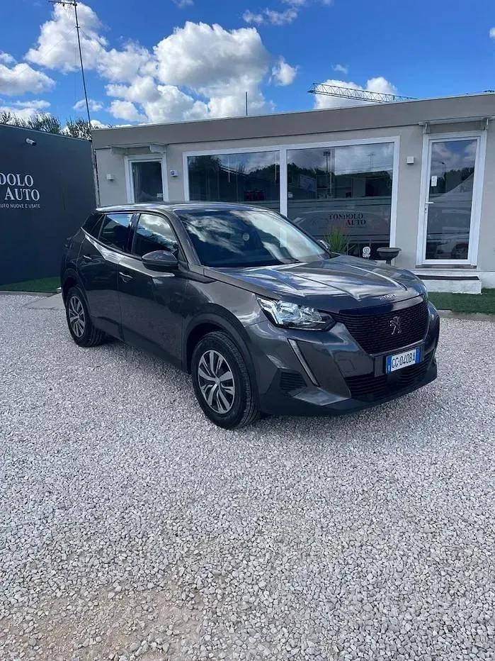 Usata Peugeot 2008 Allure 110 CV (80 kW) 2021 Grigio SUV