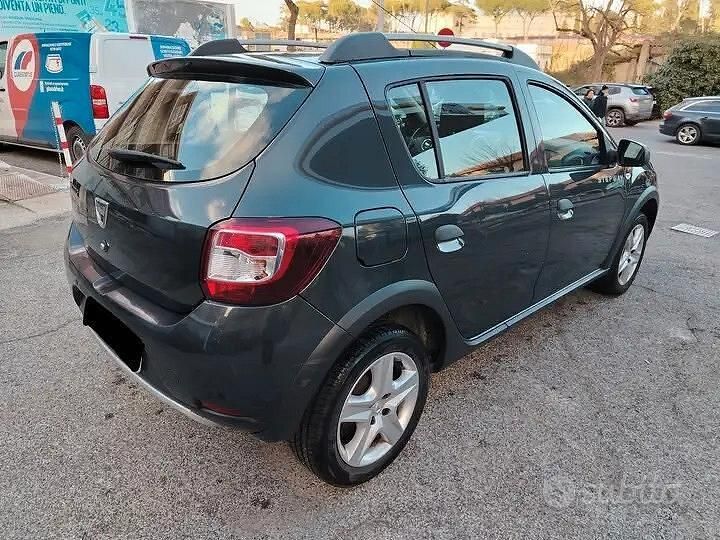 Usata Dacia Sandero Prestige 90 CV (66 kW) 2016 Nero Berlina