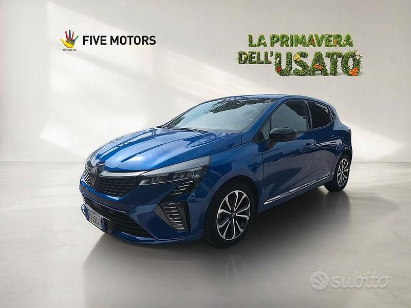 Usata Renault Clio V Techno 91 CV (66 kW) 2024 Blu Berlina