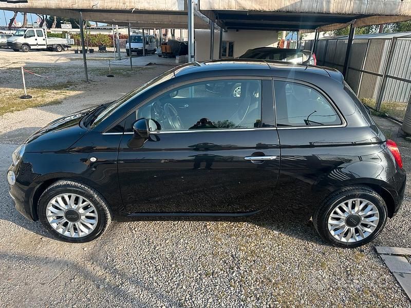 Begagnad Fiat 500 Lounge 69 HK (50 kW) 2016 Svart Sedan