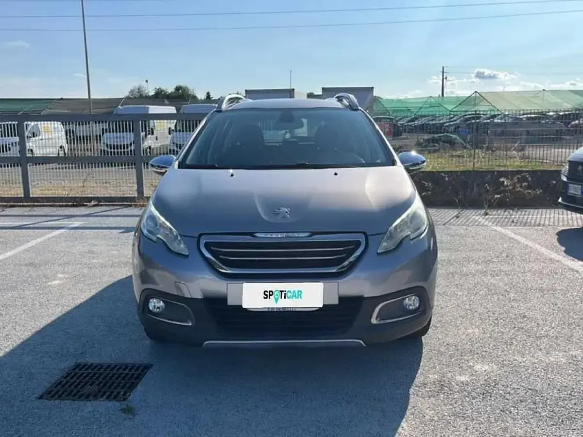 Usata Peugeot 2008 Allure 82 CV (60 kW) 2016 Grigio artense SUV