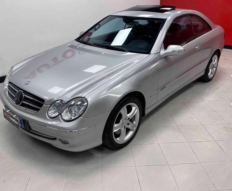 Usata Mercedes CLK500 Avantgarde 306 CV (225 kW) 2002 Argento Coupé