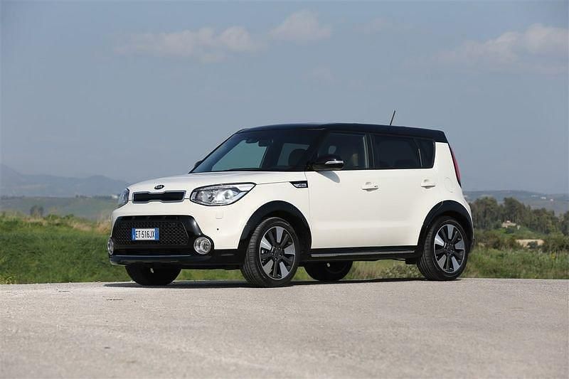 Usado Kia Soul 128 CV (94 kW) 2016 Negro SUV