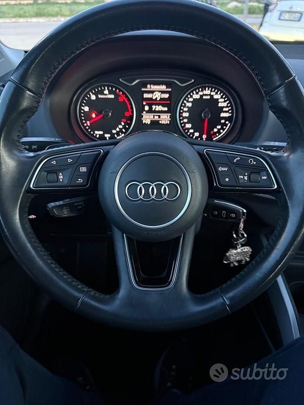 Usata Audi Q2 Admired 115 CV (84 kW) 2019 Nero SUV