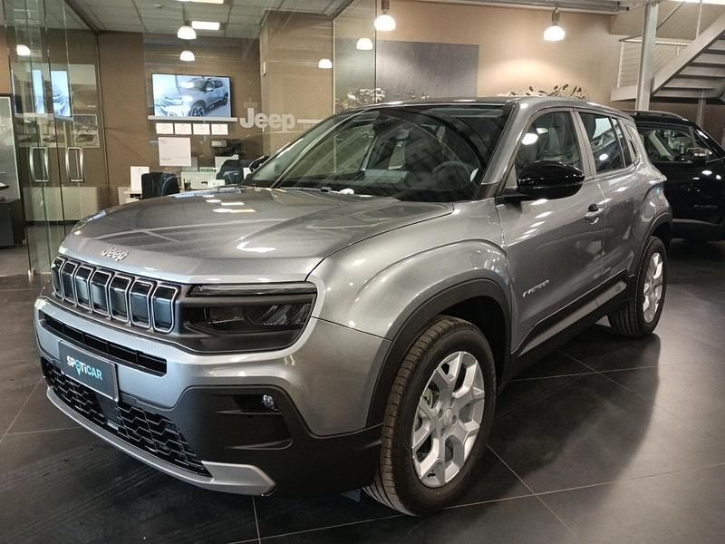 Nuova Jeep Avenger Altitude 101 CV (74 kW) 2025 Grigio SUV