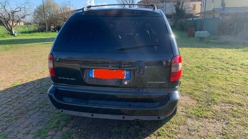 Usata Chrysler Grand Voyager 116 CV (85 kW) 2003 Monovolume