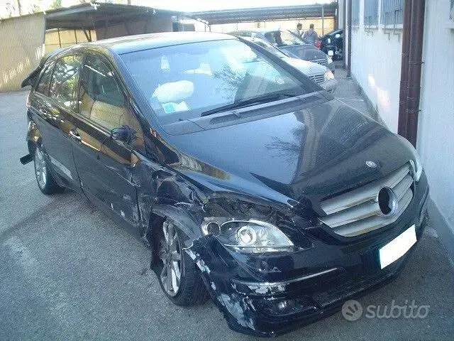 Usata Mercedes B180 109 CV (80 kW) 2006 Monovolume