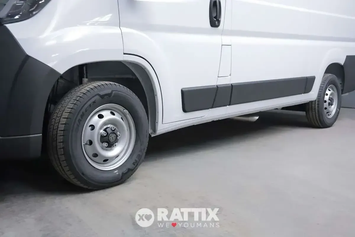 Nuova Peugeot Boxer 140 CV (102 kW) 2025 Bianco icy Furgone
