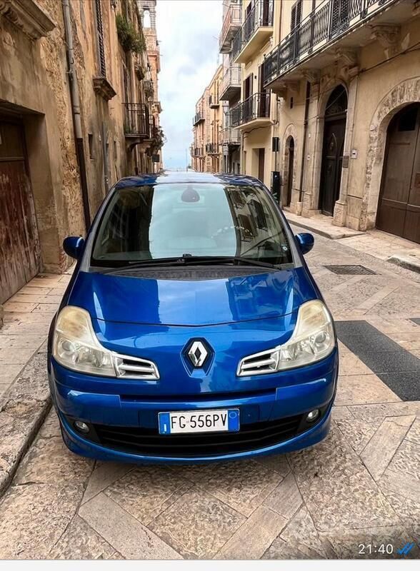 Blu Usata 2008 Renault Modus Monovolume | 3200 € (Cara) - Immagine 1/4