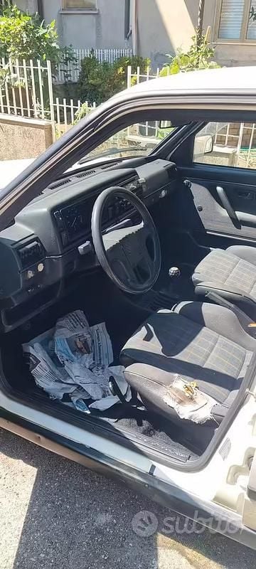 Usata VW Golf II GTI 110 CV (80 kW) 1990 Bianco Utilitaria