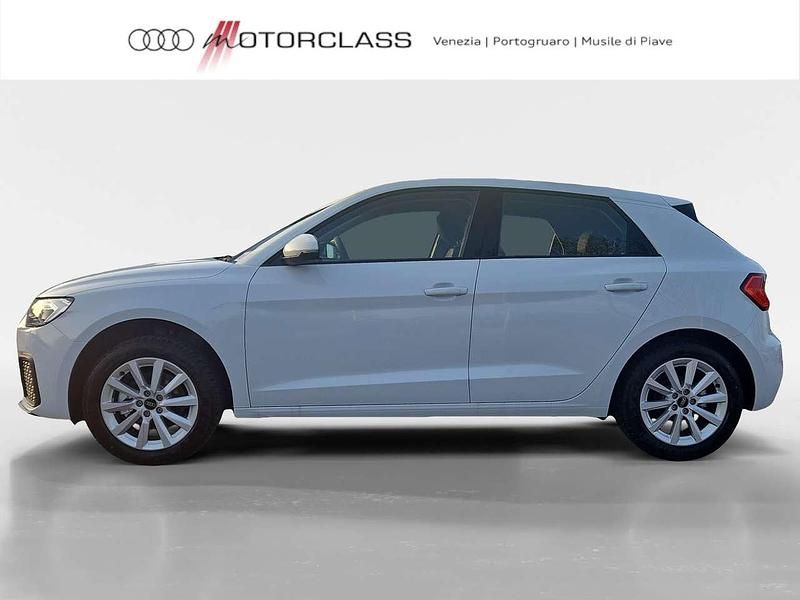 Nuova Audi A1 Sportback Business 116 CV (85 kW) 2026 Bianco ghiacciaio metallizzato Utilitaria